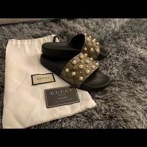 GG Supreme Slides with Pearls Size 38 or 7.5